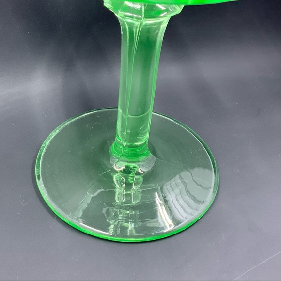 Flower Design Compote, Uranium Glass, Vaseline Glass, - Picture 4 of 7